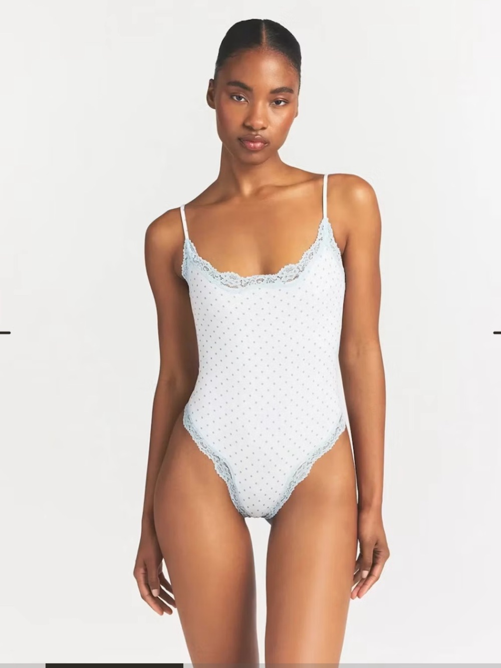 SKIMS FITS EVERYBODY LACE
CAMI BODYSUIT M